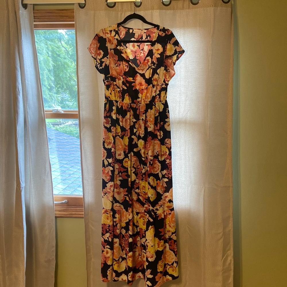 Floral maternity dress